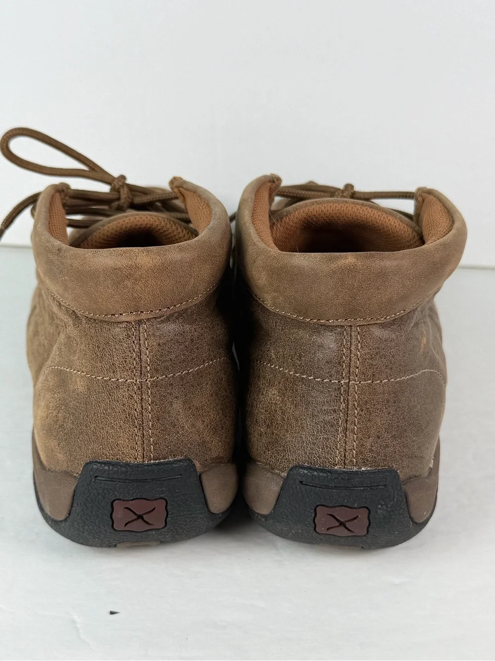 Twisted X Men’s 7.5 M Brown Leather Chukka Moc Toe Casual Driving Shoes